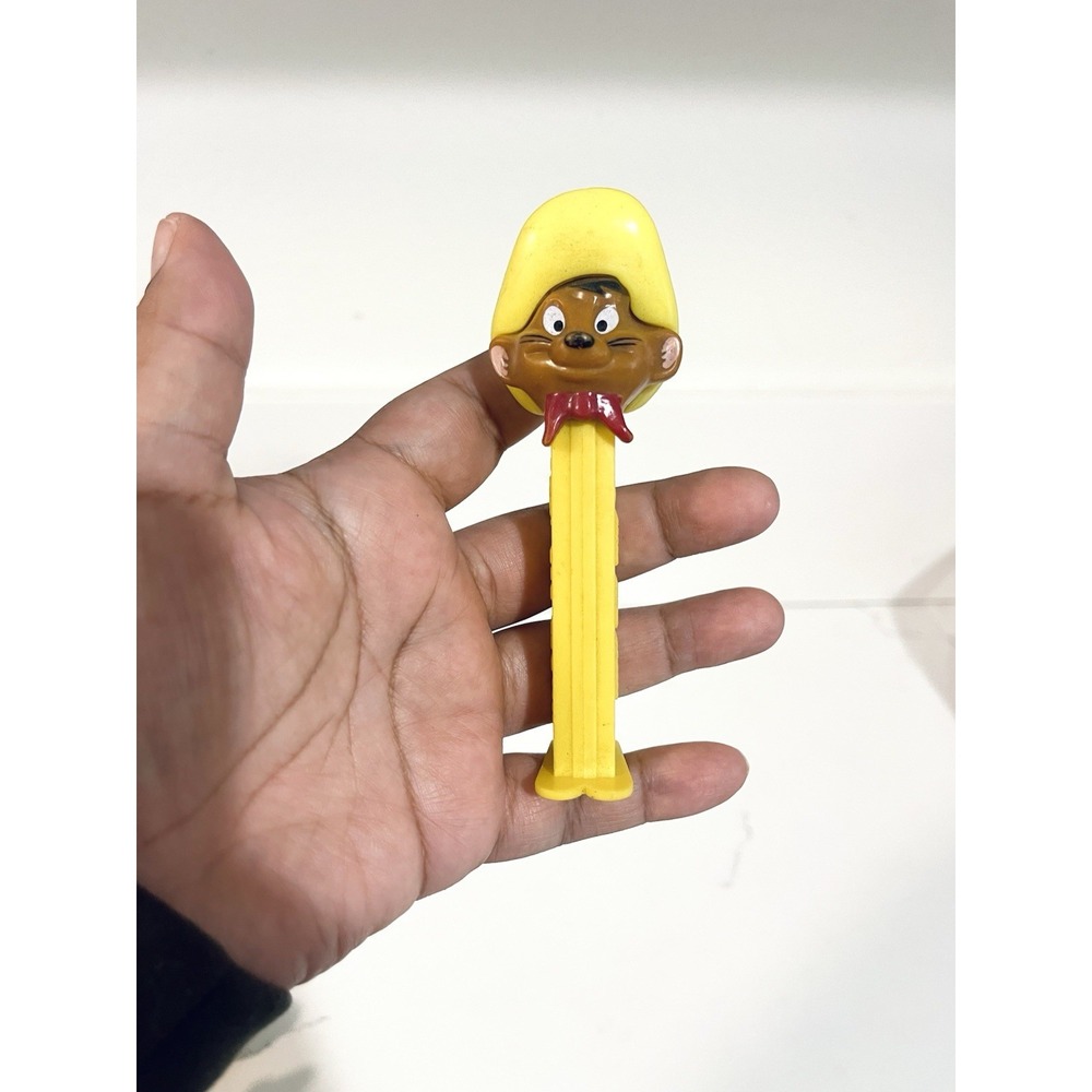 Vtg 1993 Pez Dispenser Warner Brothers Looney Toons Speedy Gonzalez Yellow Base